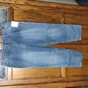 Women's Daisy Fuentes Capri jeans size 6 new